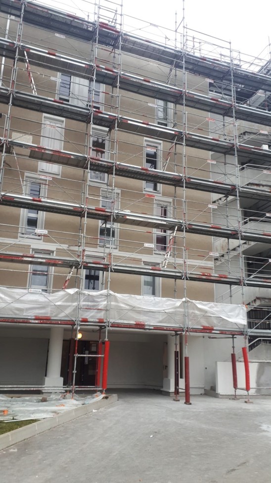 Pendant intervention : montage échafaudage
